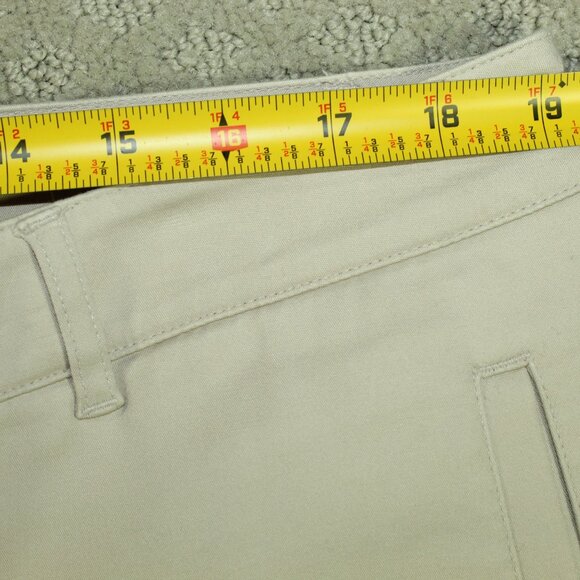 NWOT Chico's So Slimming Women's 3/ 16 Crop Flat Front Khaki Cuffed Pants - Picture 7 of 7